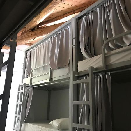Albergue De Pas El Pont de Suert Exteriör bild